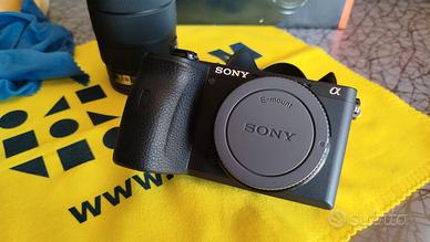 Sony mirrorless a6600 body