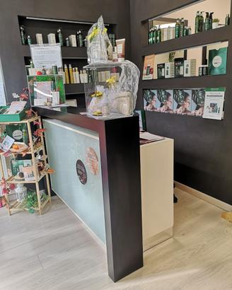 arredamento usato per parrucchieria