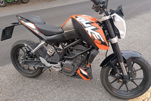 KTM Duke 200 Orange 2012