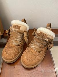 UGG LOWMEL SNEAKERS 39 NUOVE