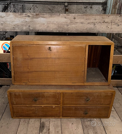 Mobile vintage in legno con ribalta e cassetti