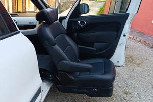 SEDILE GIREVOLE AUTO PER DISABILI