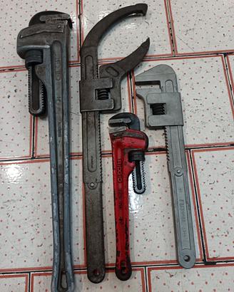 giratubi ridgid e chiavi 