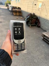 Nokia 8210 4g