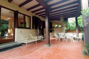 Appartamento di 120 m² con più di 5 locali a Pietr