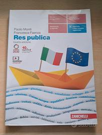 libri di scuola superiore 