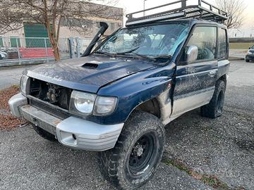 Ricambi Mitsubishi Pajero V20 2.8 Turbo Diesel 199