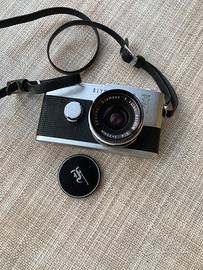 Olympus-Pen F + 25mm