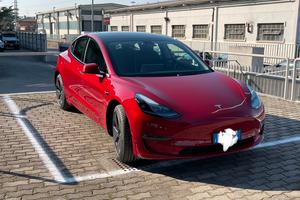 Tesla model 3 long range awd