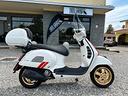 vespa-300-gts-super-racing-sixties-hpe-2021-ga