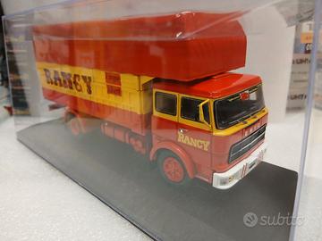 Ixo Tr0023 Fiat 619 "Circo Rancy" 1/43
