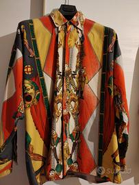 VERSACE