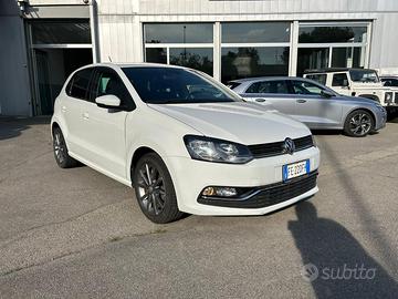 Volkswagen Polo 1.4 TDI 90 CV 5p. Comfortline Blue