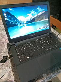 PC portatile Samsung Windows 11 pro +office 