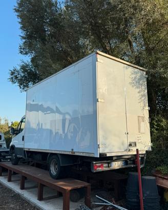 CASSONE FURGONATO IVECO DAILY
