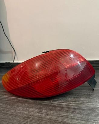 Fanale posteriore peugeot 206