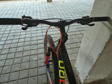 Mountain bike 