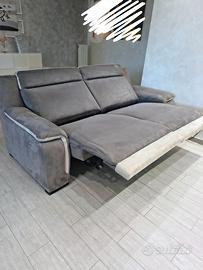 Divano Relax  + Bagno completo