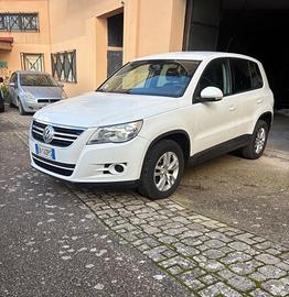 Volkswagen Tiguan 2.0 TDI DPF 4MOTION Sport & Styl