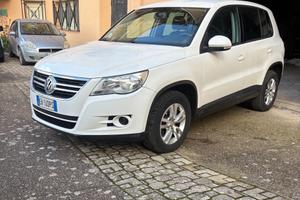 Volkswagen Tiguan 2.0 TDI DPF 4MOTION Sport & Styl