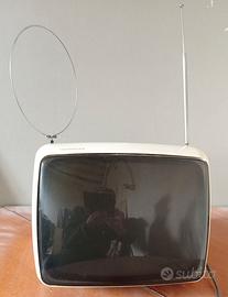 Tv vintage bianco e nero anni 70