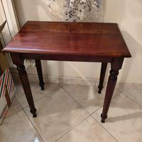 tavolino in arte povera 