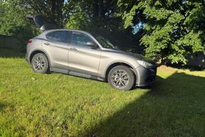 Alfa Romeo Stelvio 2.2 Diesel 180 CV