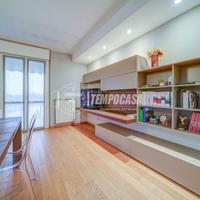 GALLARATE - TRILOCALE DUPLEX CON BOX E CANTINA