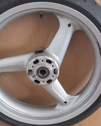 Cerchio anteriore Ducati Monster 600 620 695 900 S