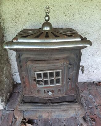 Stufa a Legna Parlor Stove in ghisa