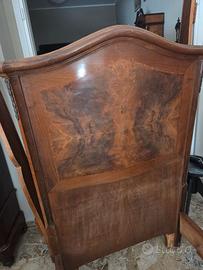 Coppia di letti fine 1800 in legno massiccio