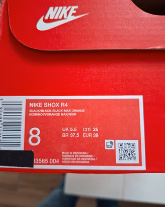 Nike Shox R4