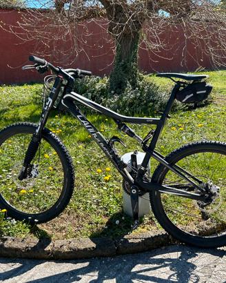 Bici da mountain bike