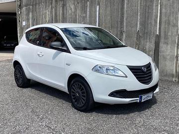 LANCIA Ypsilon 0.9 TwinAir 85 CV 5 porte Metano