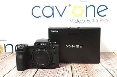 Fuji X-H2-S (18000 scatti)