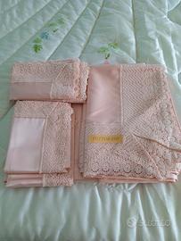  Lenzuola matrimoniali in raso con pizzo 