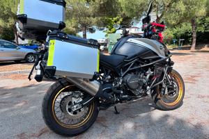 Qj Motor SRT 900 SX