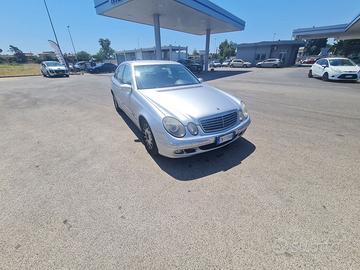 Mercedes E220 CDI 2004