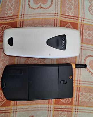 due cellulari usati funzionante bene senza caricab