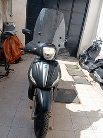 Beverly 350 sport Turing