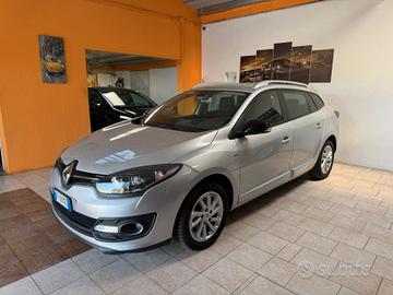 Renault Megane Mégane dCi 110CV EDC SporTour Limit