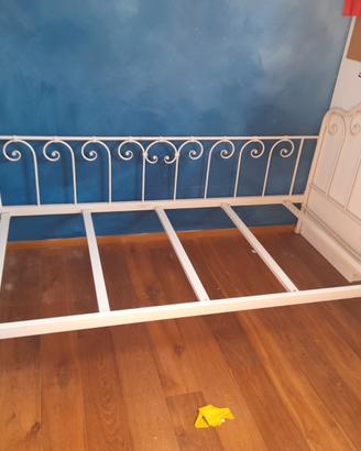 Letto Singolo Ikea in ferro battuto bianco