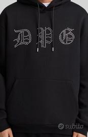 bershka felpa oversize

