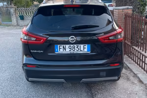Nissan quasquai n connecta tetto panoramico