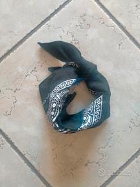 Bandana nera classica