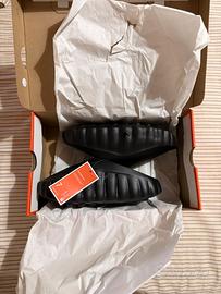 Nike mind 001 total black