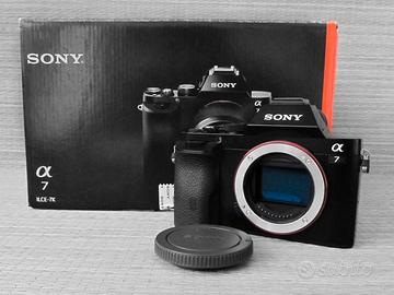 SONY A7 - Full Frame Con 7.800 Scatti