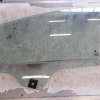 VETRO SCENDENTE ANTERIORE SINISTRO FIAT Grande Pun