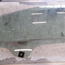 VETRO SCENDENTE ANTERIORE SINISTRO FIAT Grande Pun