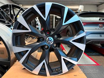 KIT CERCHI E GOMME VOLKSWAGEN GOLF RAGGIO 18